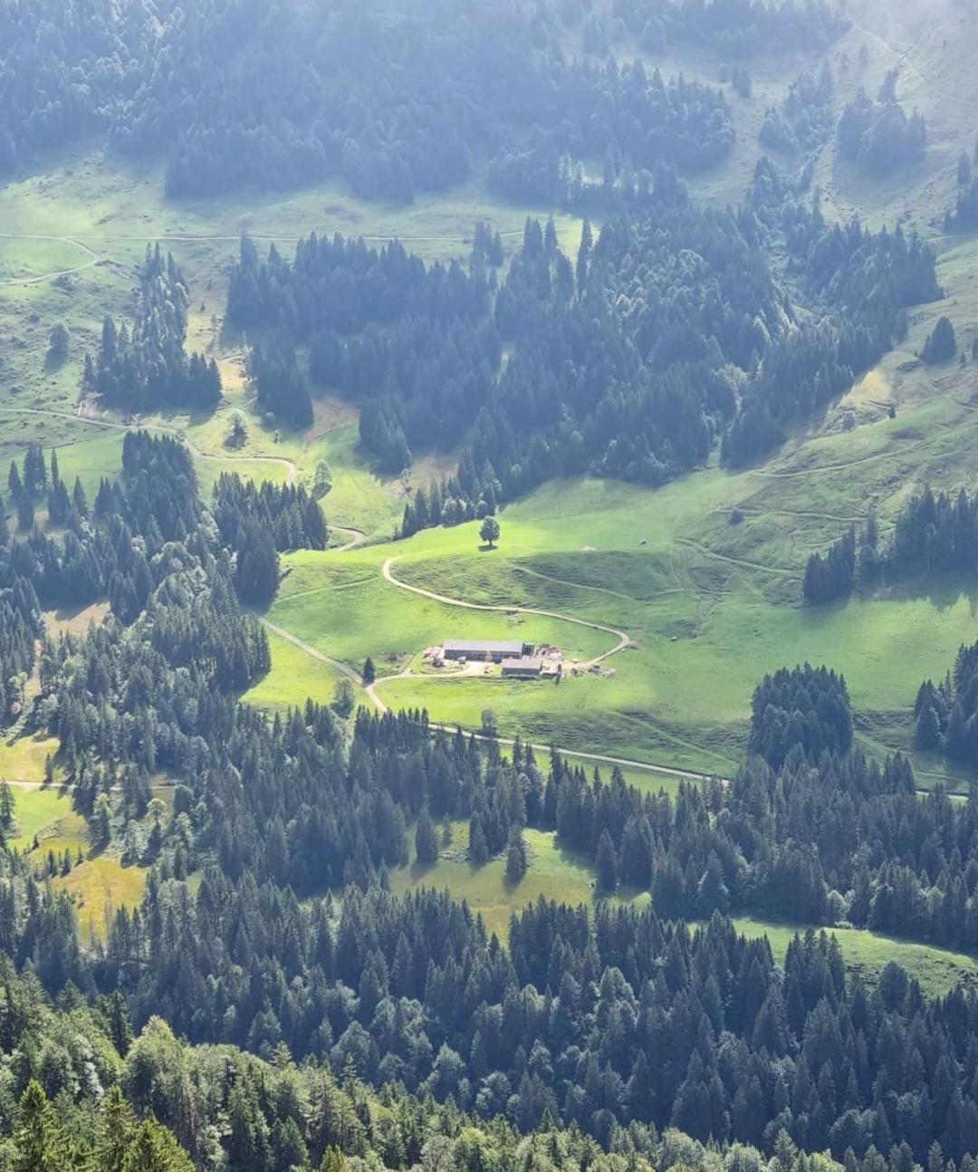 Вілла Jausenstation Neuschwand Гіттізау Екстер'єр фото